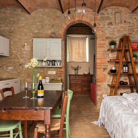 Il Borghetto - La Bottega Di Adele Loft Apartment Castelnuovo dellʼAbate Exterior foto